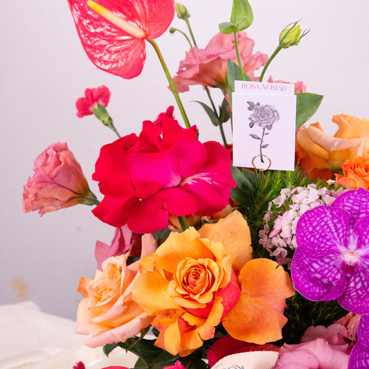 Arreglo premium en frutero de vidrio